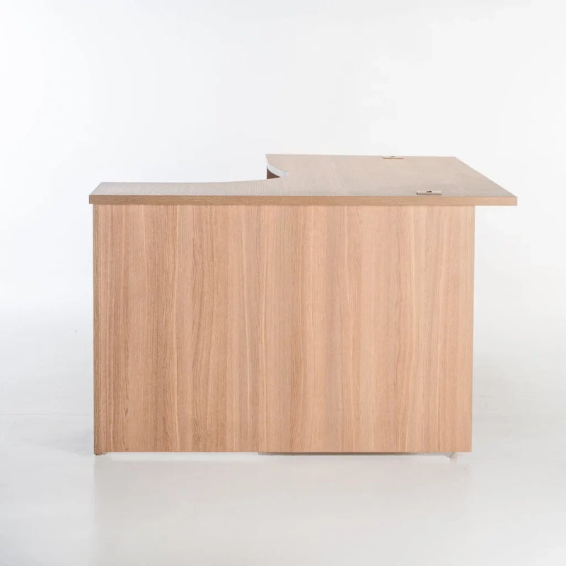 LOGO CORNER DESK